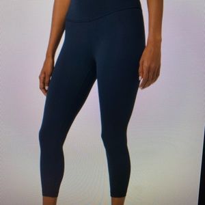 Lululemon Wunder Train Hi-Rise Crop 21” True Navy